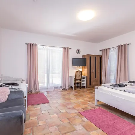 šejby